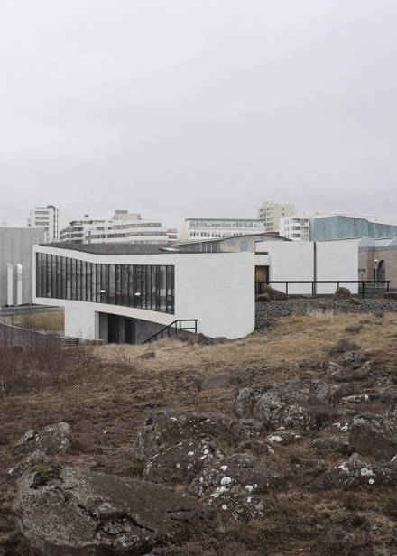 Borgir congregation building